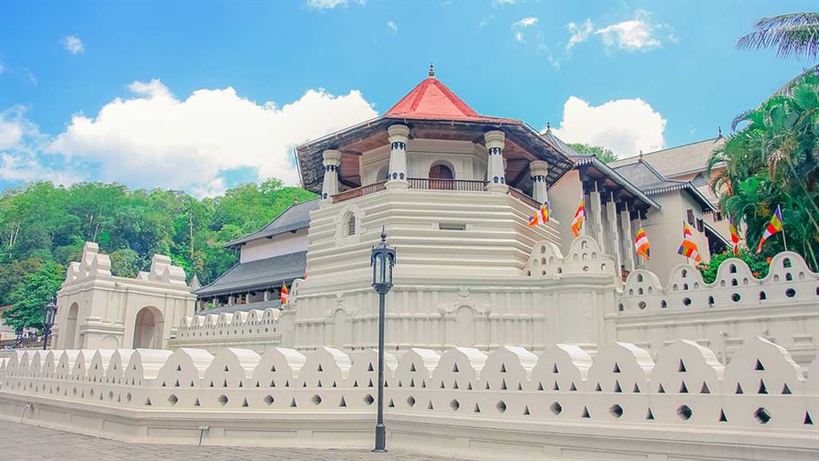 Temple of Tooth Relic